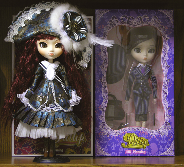 [Image: pullips.jpg]